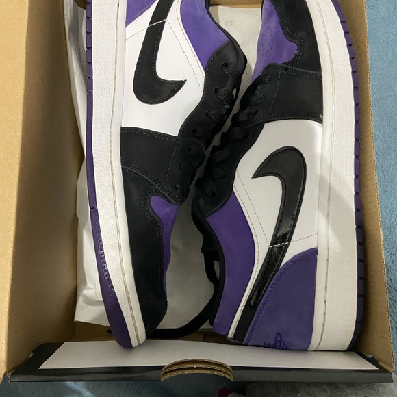 Jordan 1 court purple low